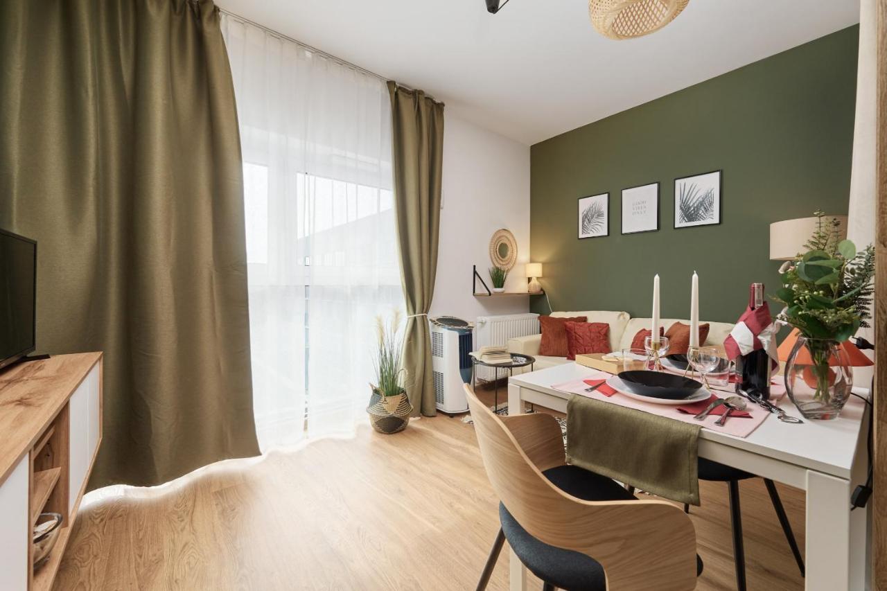 City Panorama Studio Apartments Jaworska 4 By Noclegi Renters Вроцлав Экстерьер фото