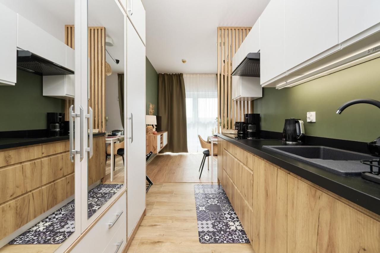 City Panorama Studio Apartments Jaworska 4 By Noclegi Renters Вроцлав Экстерьер фото