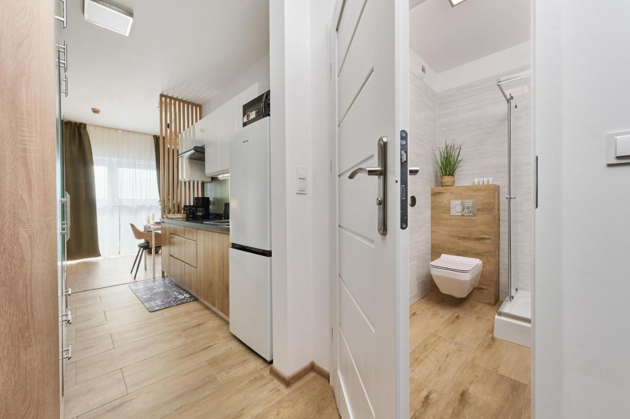 City Panorama Studio Apartments Jaworska 4 By Noclegi Renters Вроцлав Экстерьер фото